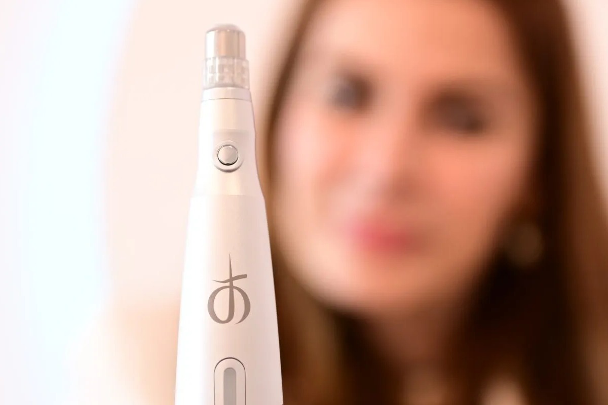 Das Microneedling-Gerät von Skinbar Vienna